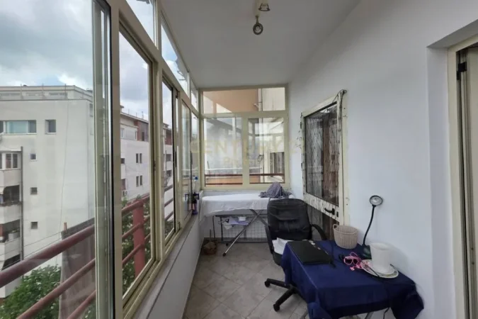 Tirane, shitet apartament 2+1 , 162.500 € (Irfan Tomini)