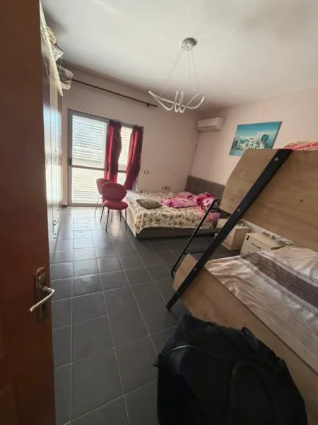 Durres, shitet apartament 1+1 Kati 3, 63 m² 75.000.000 € 