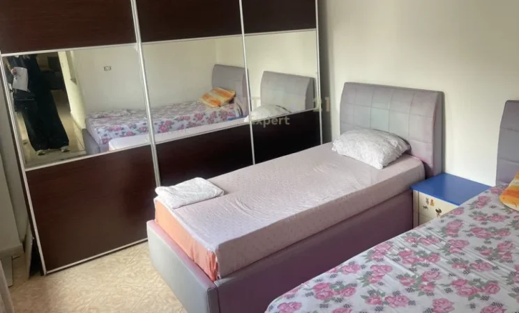 Tirane, jepet me qera apartament 2+1 Kati 8, 63 m² 500 € (Rruga e Durresit)