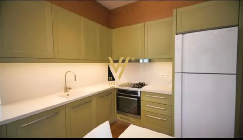 Tirane, shitet Vile 2 Katshe Kati 0, 7.350 m² 1.200.000 € (KODRA KUQE,PASKUQAN)