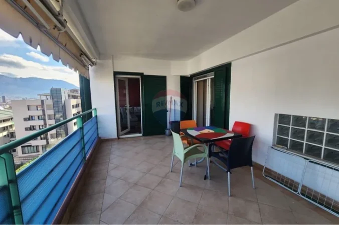 Tirane, jepet me qera apartament 1+1+Ballkon Kati 3, 88 m² 600 € (Kodra e Diellit 1)