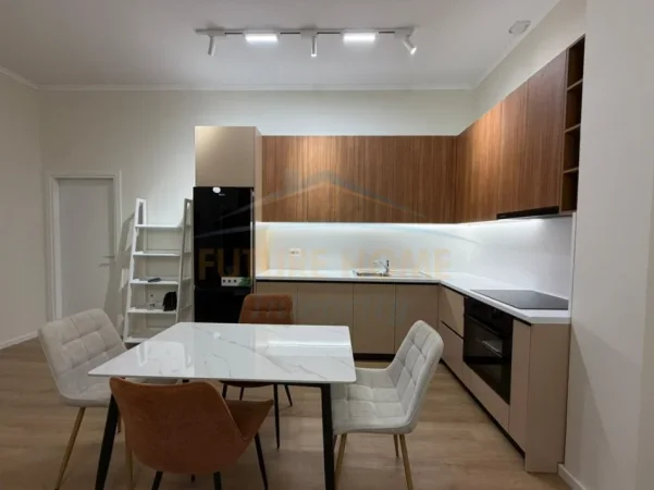 Tirane, shitet apartament 2+1+Ballkon Kati 1, 106 m² 148.000 € (FRESK)