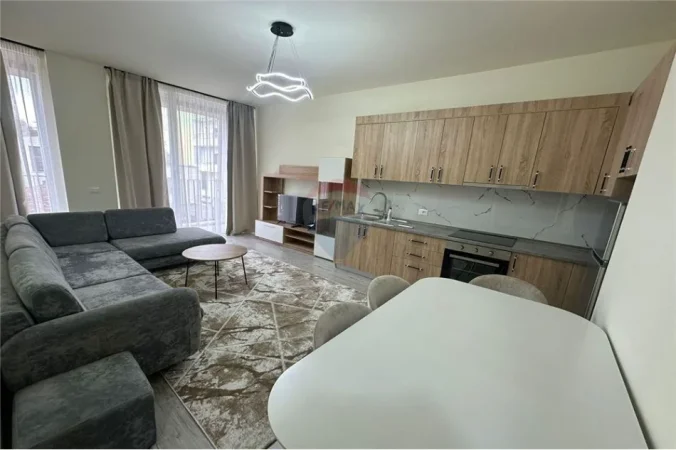 Tirane, jepet me qera apartament 1+1+Ballkon , 69 m² (Pazari i ri)