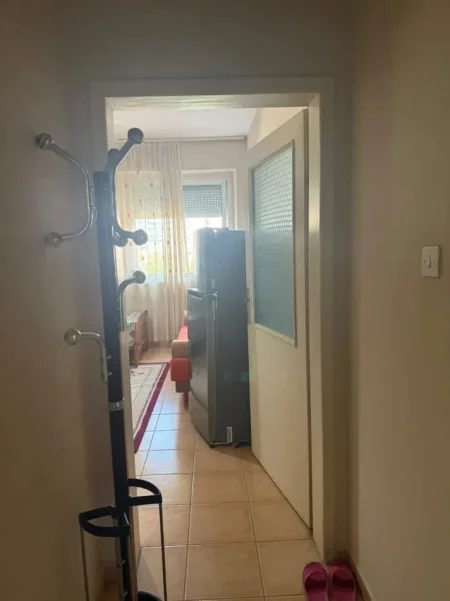 Tirane, jepet me qera garsoniere Kati 2, 35 m² 400 €