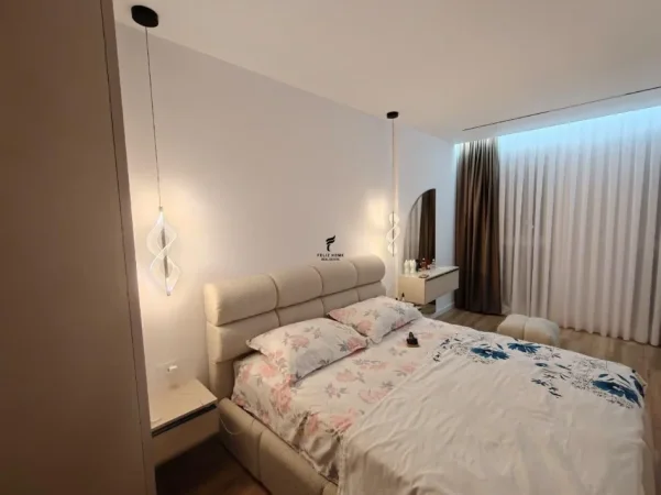Tirane, shitet apartament 2+1 Kati 8, 97 m² 145.000 € (UNIVERS CITY)