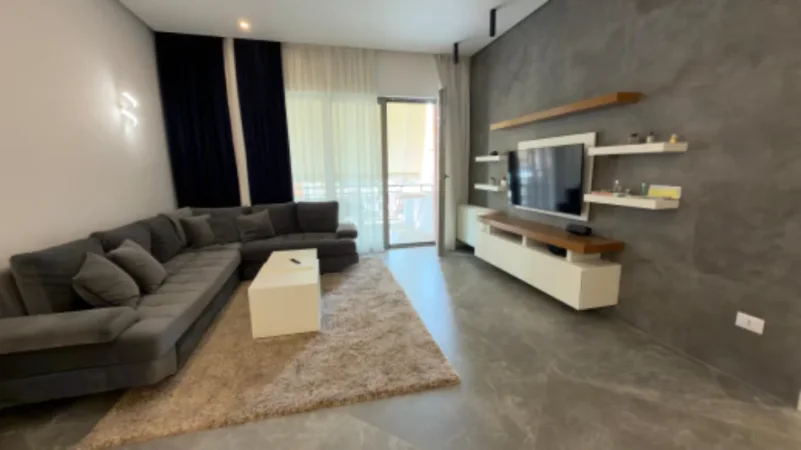Tirane, jepet me qera apartament 2+1 Kati 5, 116 m² 1.400 € 