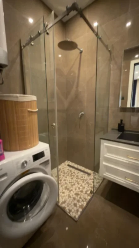 Tirane, jepet me qera apartament 2+1 Kati 5, 116 m² 1.400 € 