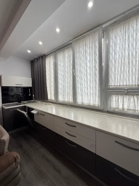 Tirane, shitet apartament 2+1 Kati 6, 92 m² 195.000 € (ISH FUSHA E AVIACIONIT)
