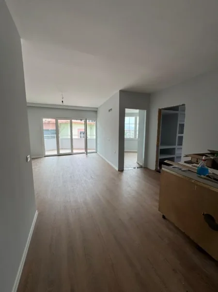 Tirane, shitet apartament 2+1 Kati 4, 97 m² 140.000 € (Shefqet Kuka,Fresk)