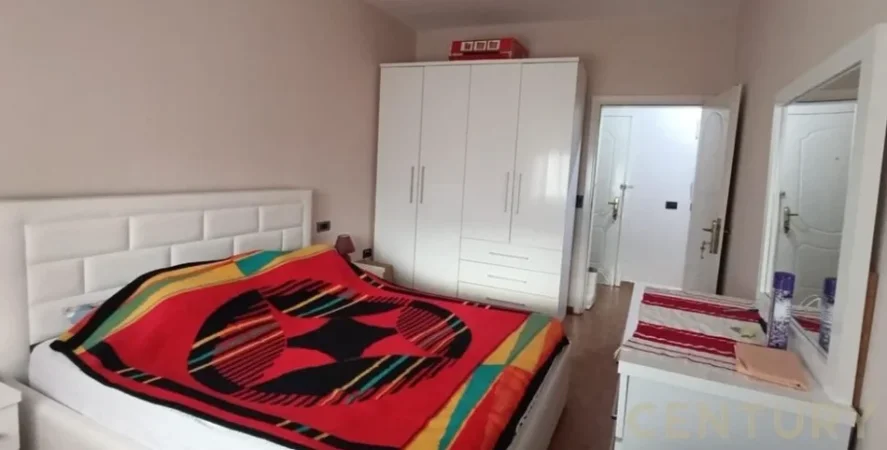 Tirane, jepet me qera apartament 1+1 Kati 8, 54 m² 420 € (Ali Demi)