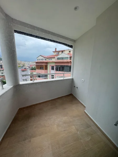 Tirane, shitet apartament 1+1 Kati 4, 60 m² 87.000 € (Rruga Shefqet Kuka, Fresk)