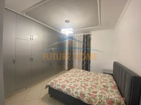 Tirane, jepet me qera apartament 1+1 Kati 3, 86 m² 450 € (pranë Spitalit "Amerikan 3", Tiranë.)