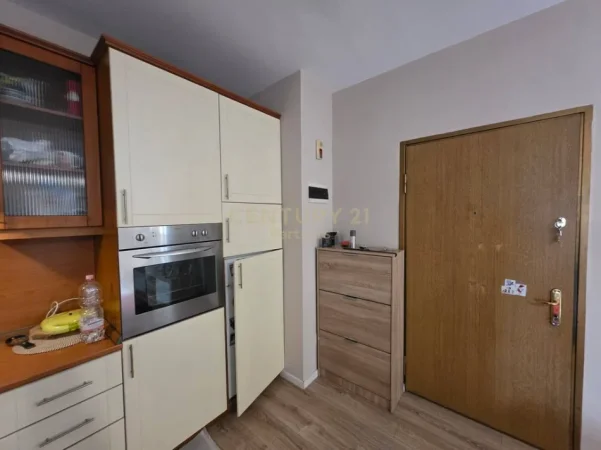 Tirane, shitet apartament 2+1 Kati 5, 73 m² 162.500 € (Irfan Tomini)
