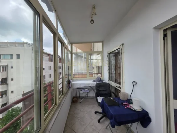 Tirane, shitet apartament 2+1 Kati 5, 73 m² 162.500 € (Irfan Tomini)