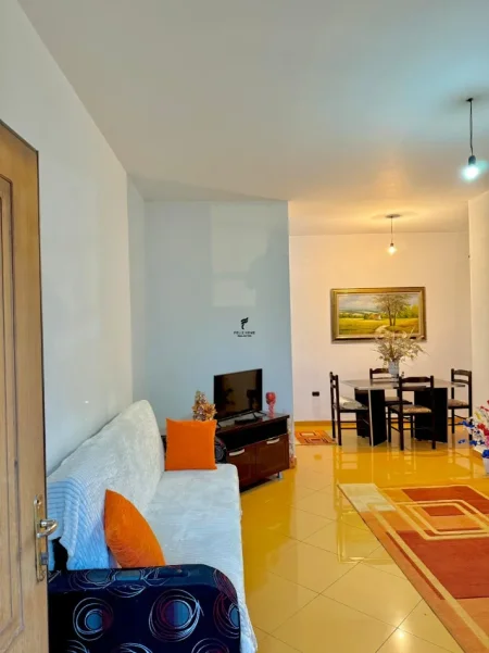 Tirane, jepet me qera apartament 1+1 Kati 2, 75 m² 450 € (21 DHJETORI)