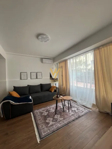 Tirane, jepet me qera apartament 1+1+Ballkon Kati 0, 65 m² 520 € (KODRA E DIELLIT)