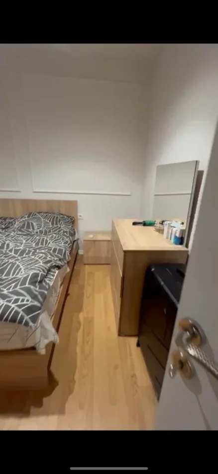 Tirane, jepet me qera apartament 1+1 Kati 3, 65 m² 50.000 € (SELITE)