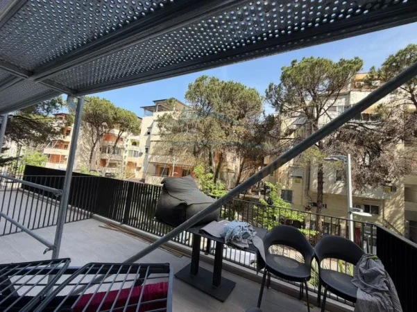 Durres, shitet apartament 1+1+Ballkon Kati 1, 75 m² 200.000 € (GOLEM)