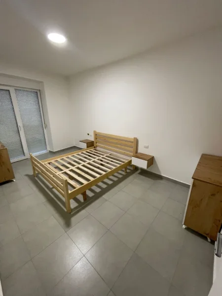 Lezhe, shitet apartament 1+1+Ballkon Kati 4, 57 m² 100.000 € (Shëngjin)