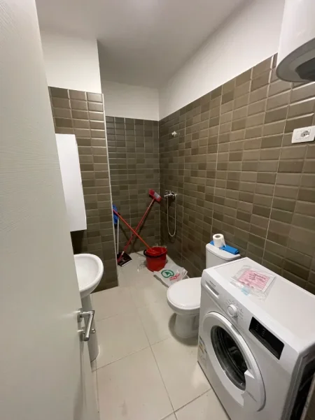 Lezhe, shitet apartament 1+1+Ballkon Kati 4, 57 m² 100.000 € (Shëngjin)