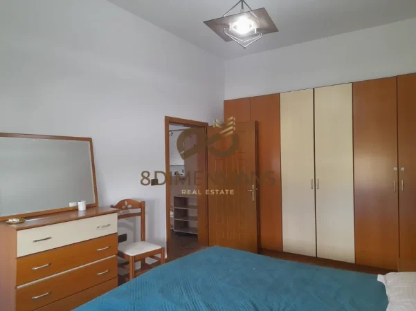 Tirane, jepet me qera apartament 1+1 Kati 5, 81 m² 600 € (bllok)