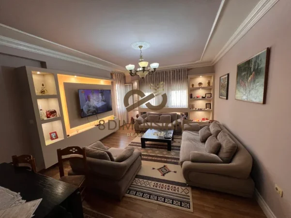 Tirane, shitet apartament 3+1+Ballkon Kati 6, 161 m² 219.500 € (astir)