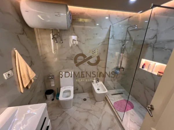 Tirane, shitet apartament 3+1+Ballkon Kati 6, 161 m² 219.500 € (astir)