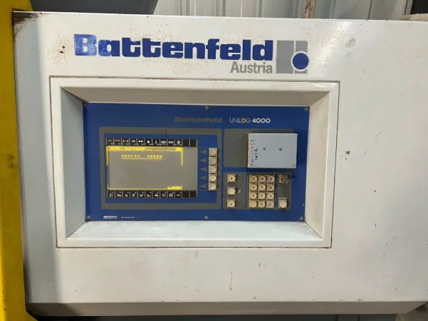 Durres, Makineri Injeksioni Plastike 12.000 €