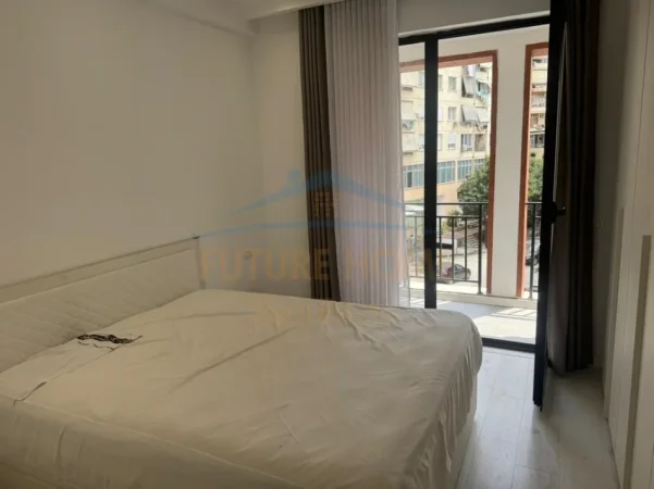 Tirane, jepet me qera apartament 1+1 Kati 2, 75 m² 600 € (Urban Gate, Unaza e Re, Tiranë)