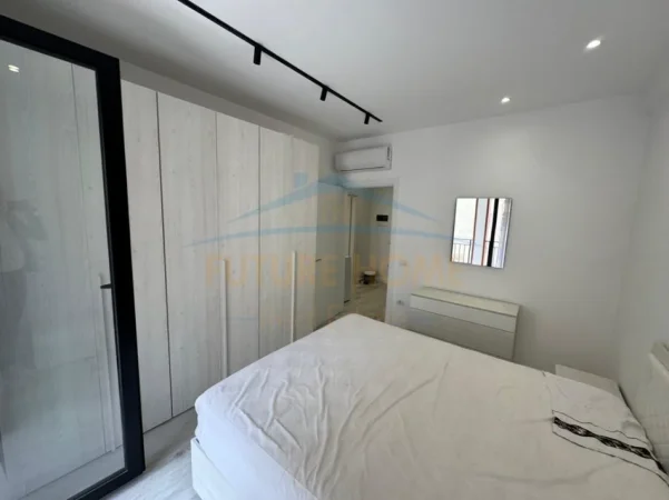 Tirane, jepet me qera apartament 1+1 Kati 2, 75 m² 600 € (Urban Gate, Unaza e Re, Tiranë)