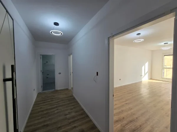 SHITET APARTAMENT: 1+1 ( 📍 Paskuqan) Kati 1 - 84 m²  Ideal Per Banim Personal Ose Investim || Perfundon Brenda Muajit Qershor 2025 || ✴️(105000 Euro)