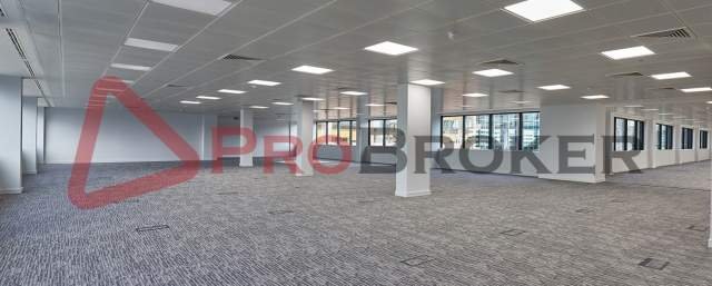 Tirane, jepet me qera zyre Kati 1, 360 m² 4000 Euro (rruga Sami Frasheri)