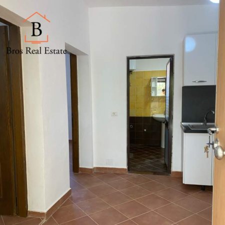Tirane, jepet me qera apartament 1+1 Kati 1, 30.000 Leke (Myslym Keta,Rruga Tasim Shehu)