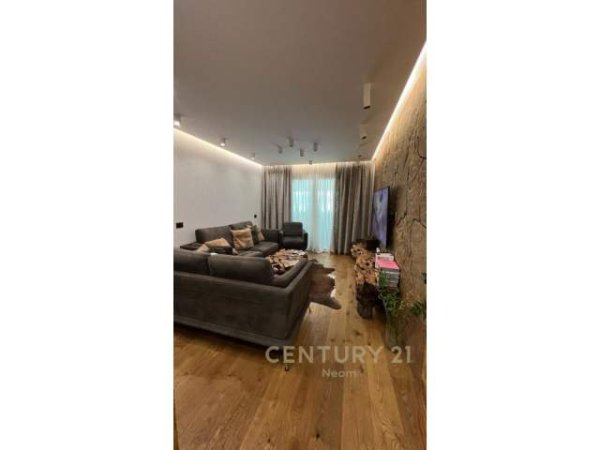 Tirane, shitet apartament 2+1 Kati 4, 87 m² 160.000 Euro (bulevardi ir i)