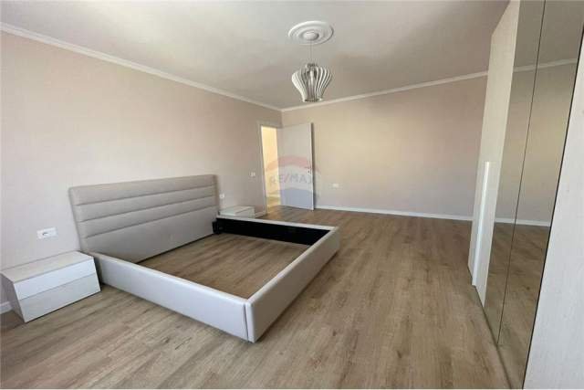 Tirane, shitet apartament 2+1+BLK Kati 4, 74 m² 115.000 Euro