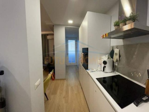 Tirane, shitet apartament 2+1 Kati 3, 79 m² 160.000 Euro (Rruga e Durrsit)