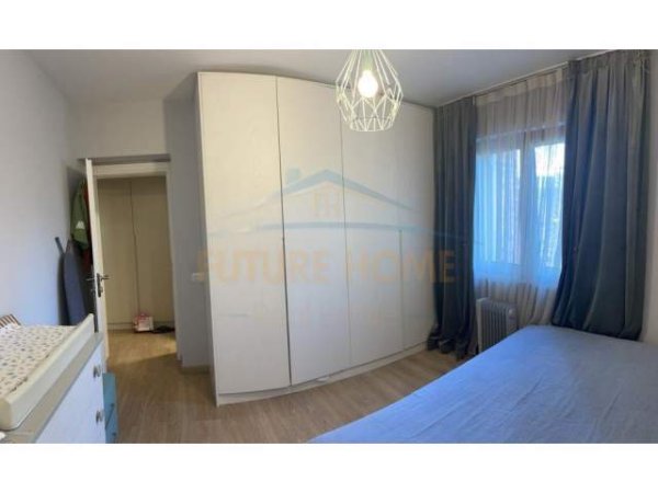 Tirane, shitet apartament 2+1 Kati 3, 79 m² 160.000 Euro (Rruga e Durresit)