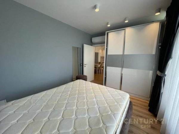 Tirane, jepet me qera 2+1 Kati 5, 88 m² 700 Euro (Rruga e Ullishtes)