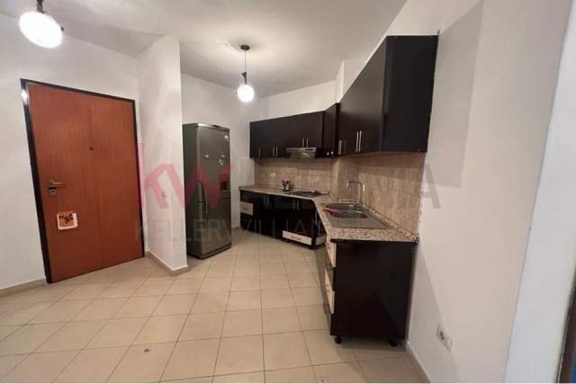 Tirane, shitet apartament 2+1 Kati 8, 124 m² 118.000 Euro (Rruga Sabri Preveza)