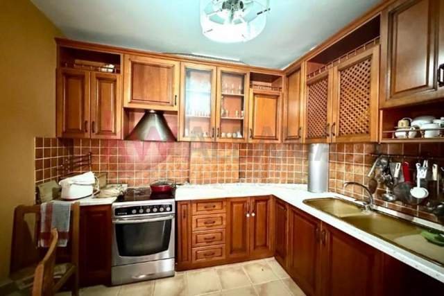 Tirane, shitet apartament 2+1+BLK Kati 2, 120 m² 135.000 Euro (Rruga e Kavajes)