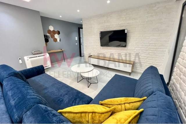 Tirane, jepet me qera apartament 2+1+BLK Kati 3, 110 m² 800 Euro (Kodra e Diellit)