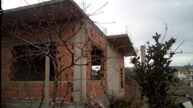 Vlore, shitet shtepi Kati -1, 200 m² 75.000 Euro