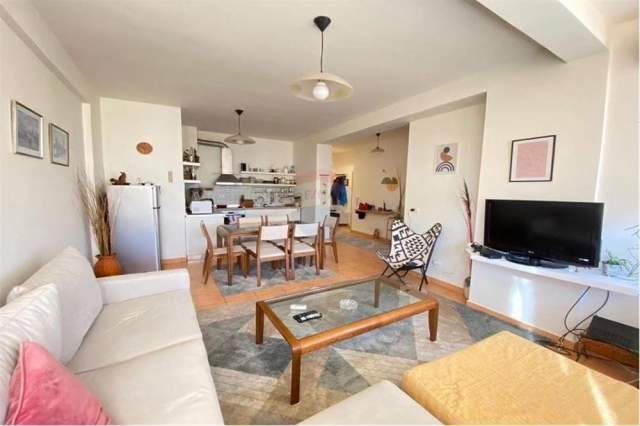 Tirane, jepet me qera apartament 2+1 Kati 7, 98 m² 650 Euro (Rr. Kavajes)
