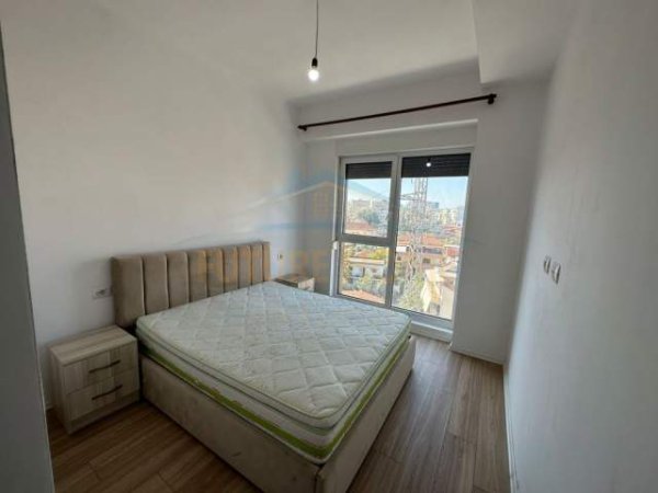 Tirane, jepet me qera apartament Kati 5, 90 m² 500 Euro (Rruga Jordan Misja)
