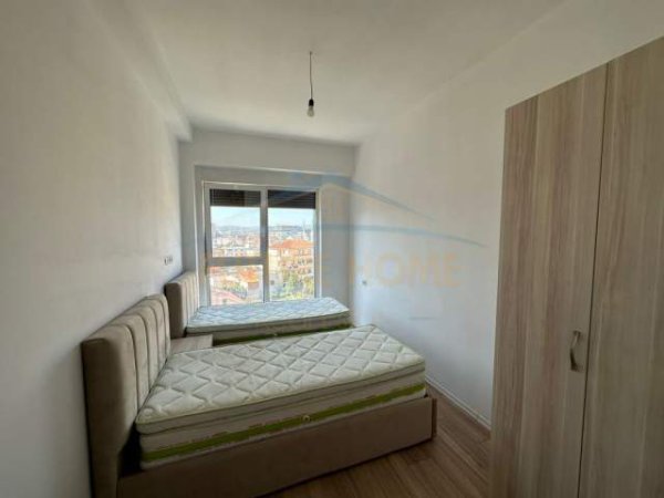 Tirane, jepet me qera apartament Kati 5, 90 m² 500 Euro (Rruga Jordan Misja)