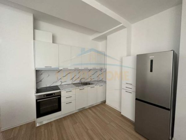 Tirane, jepet me qera apartament Kati 5, 90 m² 500 Euro (Rruga Jordan Misja)