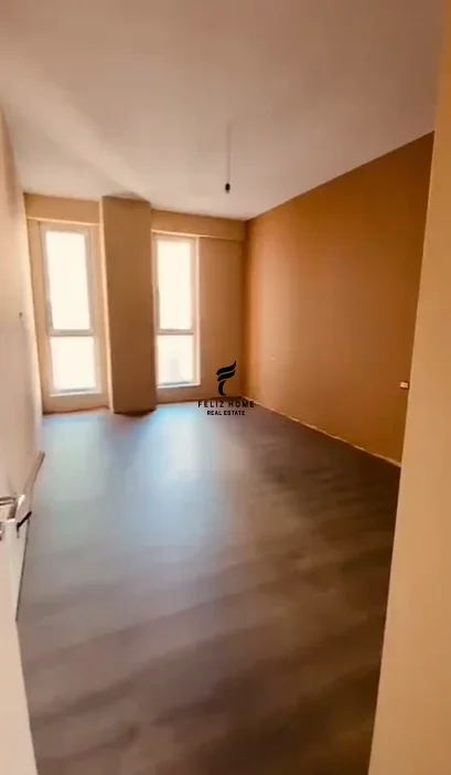 Tirane, shitet apartament 3+1 Kati 4, 135 m² 330.000 € (KOMUNA E PARISIT)