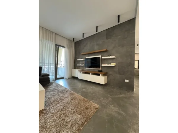 Tirane, jepet me qera apartament 2+1 Kati 5, 116 m² 1.400 € 