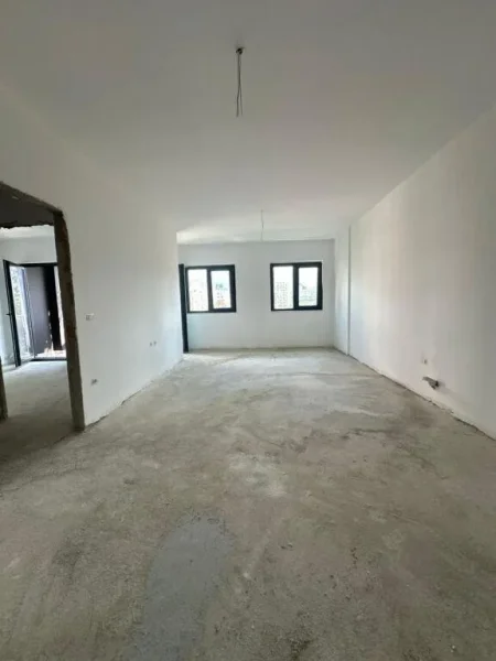 Tirane, shitet apartament 1+1 Kati 3, 71 m² 170.000 € (CORNER REZIDENCE)