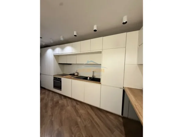 Tirane, jepet me qera apartament 2+1 Kati 2, 104 m² 800 € (Rezidenca Turdiu, Fusha Aviacionit)